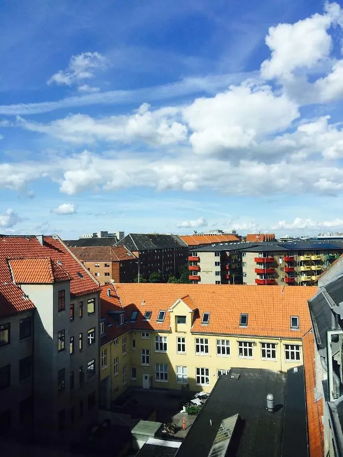 Central & Cosy Studio + Free Bikes & Netflix Copenhagen Apartment